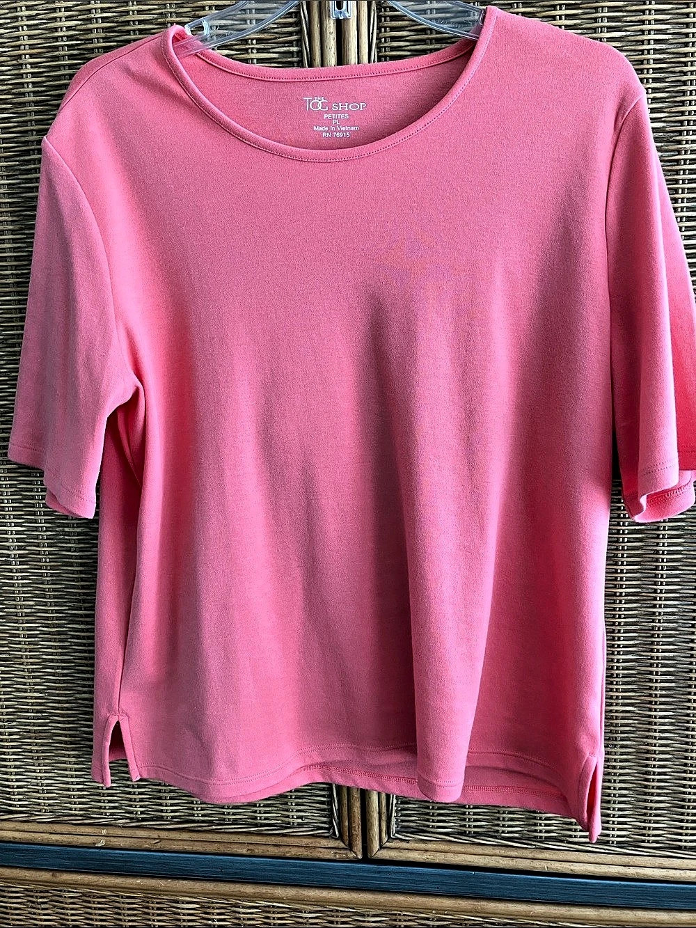 The Tog Shop Short Sleeve Tee in Salmon NWOT.